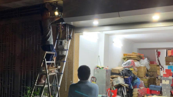REMOTE CỬA CUỐN BỊ HỎNG NÚT BẤM