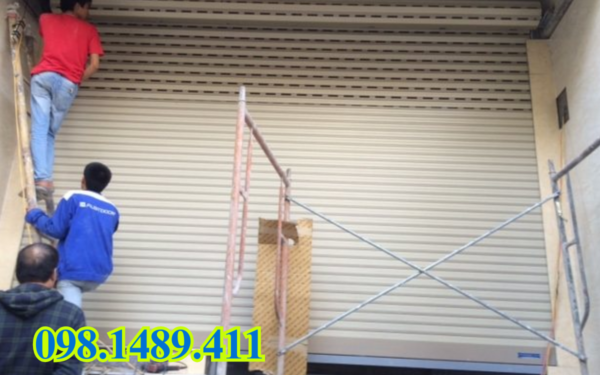Lỗi cửa cuốn tự động đóng